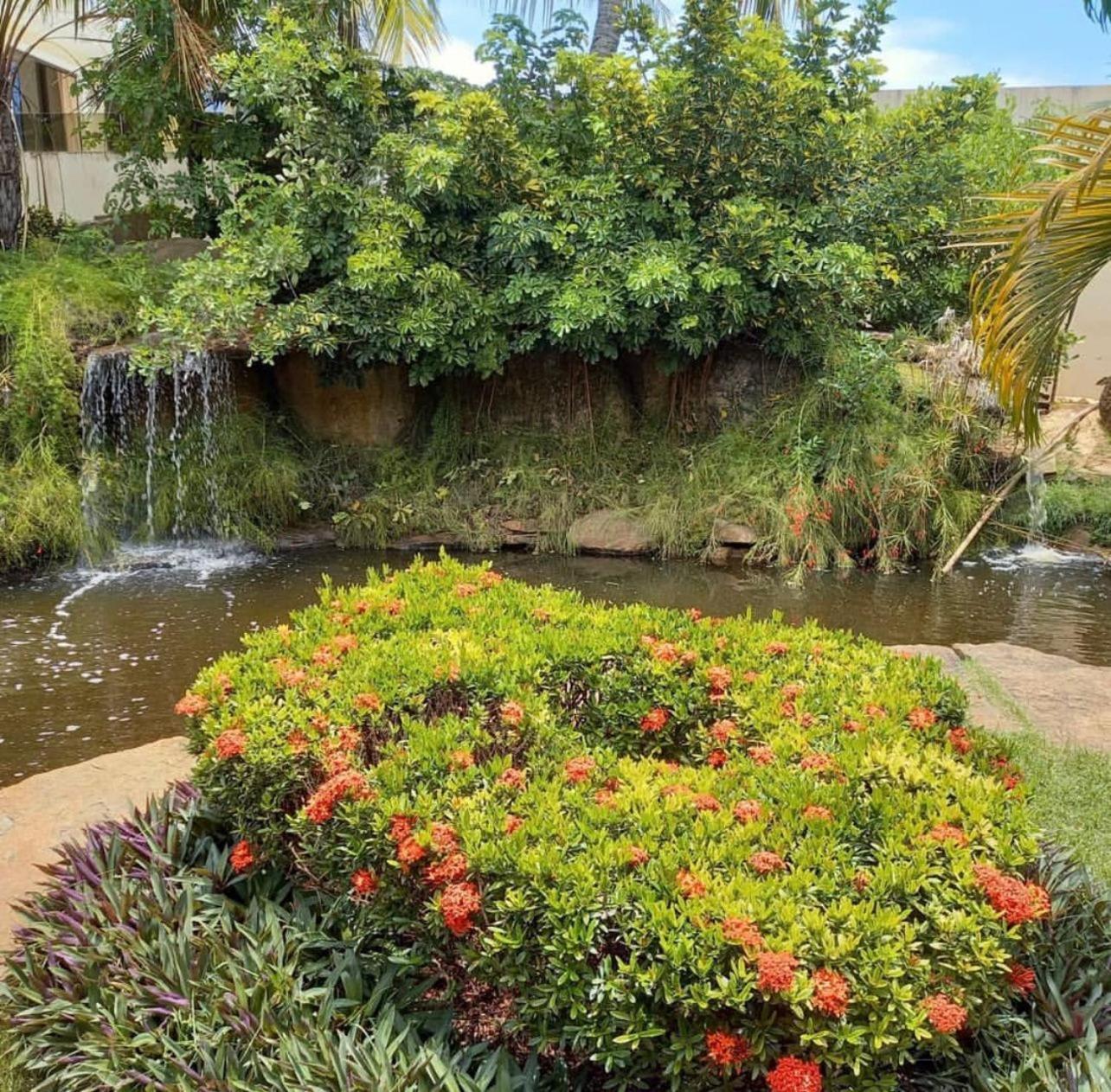 Guarajuba - Porto Smeralda 2 Suites Camaçari 外观 照片