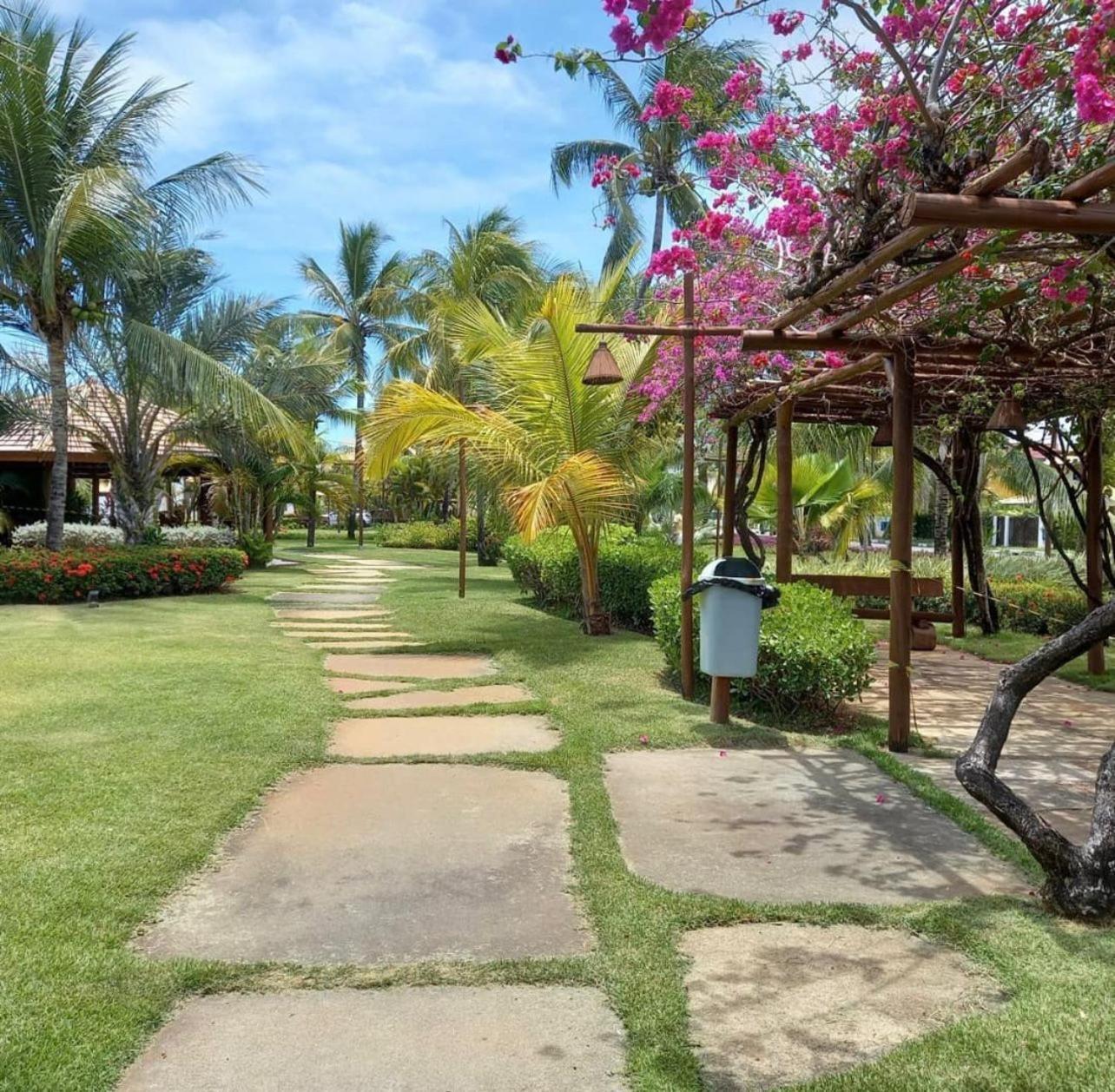 Guarajuba - Porto Smeralda 2 Suites Camaçari 外观 照片